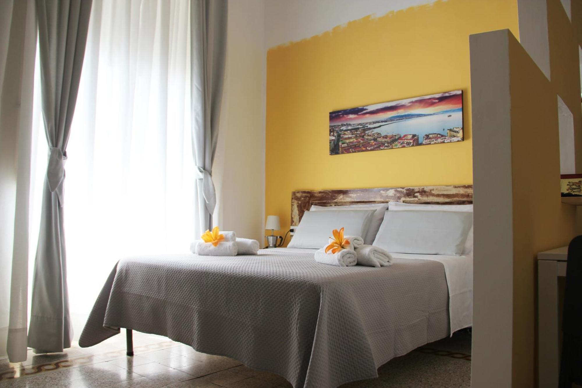 Le Guarattelle House Teresina Room Napoli Bagian luar foto